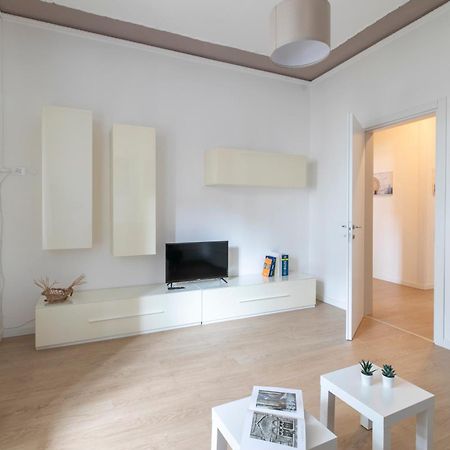 Casa Graziella - A 2 Passi Dal Centro E Stazione Di Vérone Extérieur photo